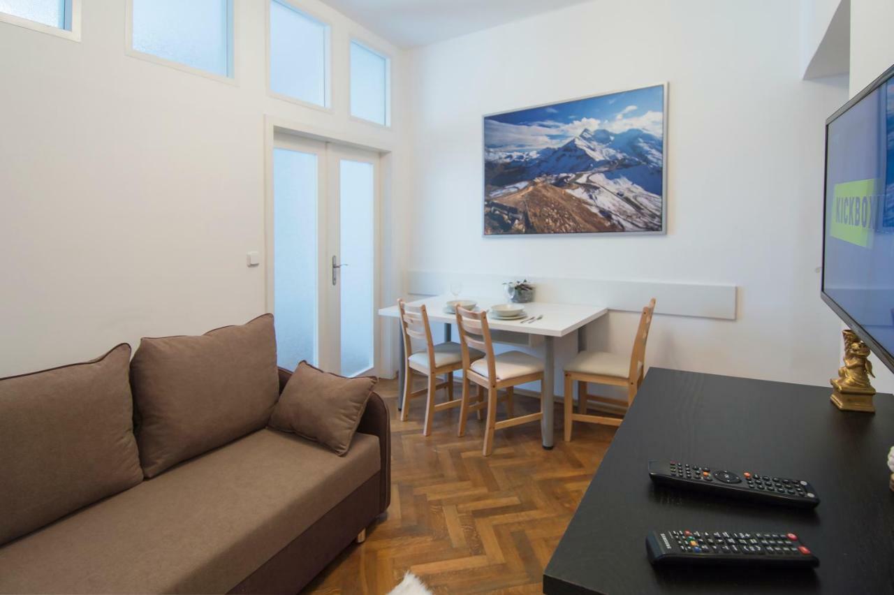 Modern Apartment Navratilova II ปราก ภายนอก รูปภาพ