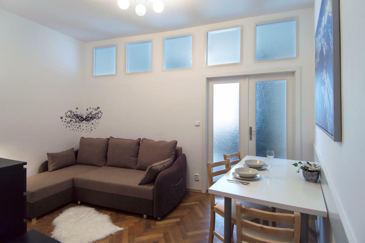 Modern Apartment Navratilova II ปราก ภายนอก รูปภาพ