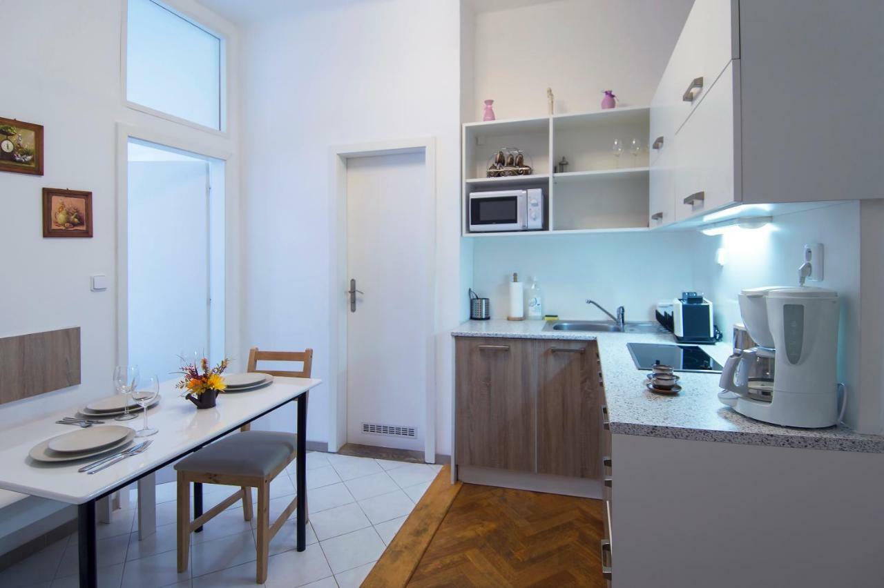 Modern Apartment Navratilova II ปราก ภายนอก รูปภาพ