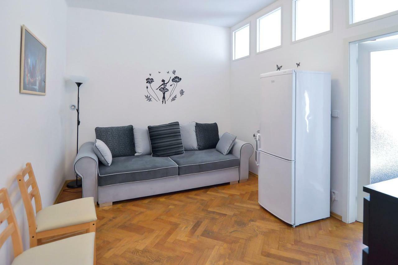 Modern Apartment Navratilova II ปราก ภายนอก รูปภาพ